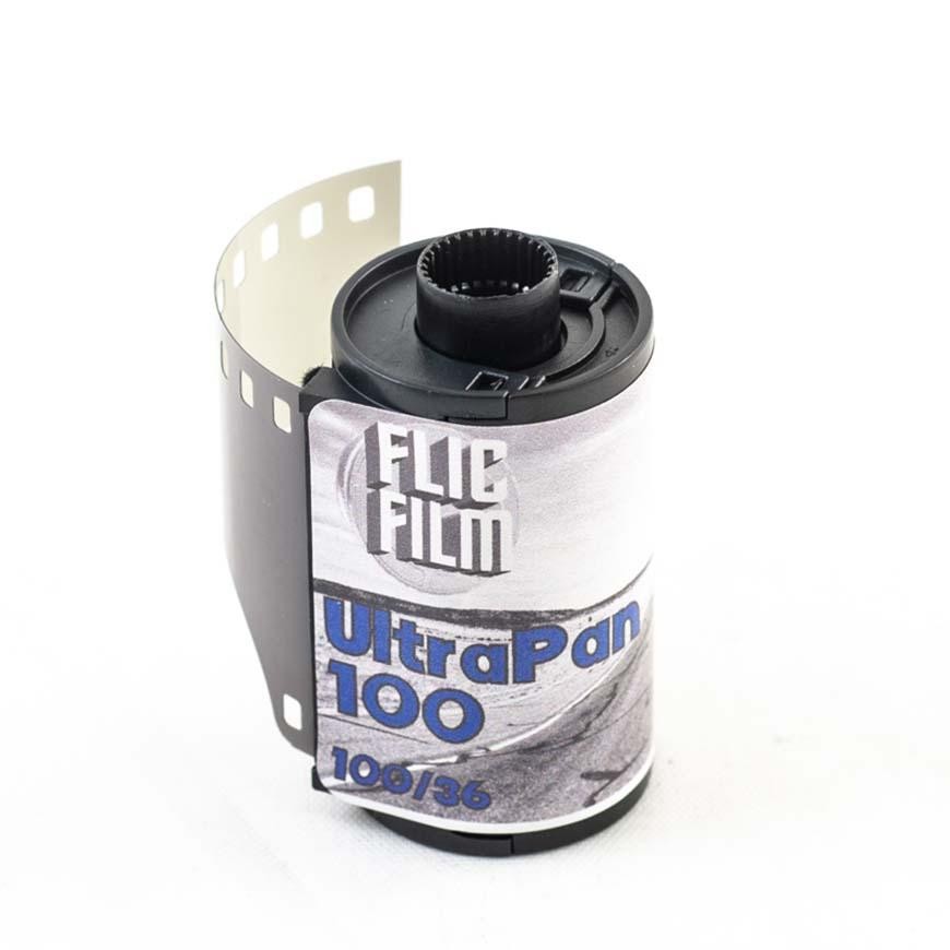Flic UltraPan 100 135 mustavalkofilmi
